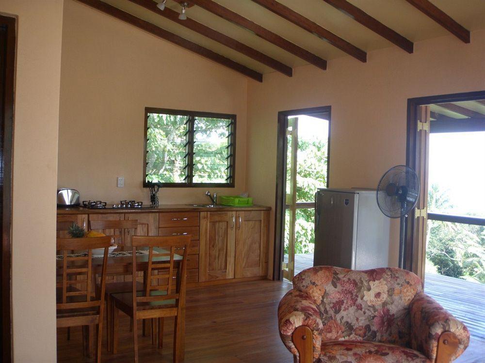 סאבוסאבו Korovesi Sunshine Villas מראה חיצוני תמונה