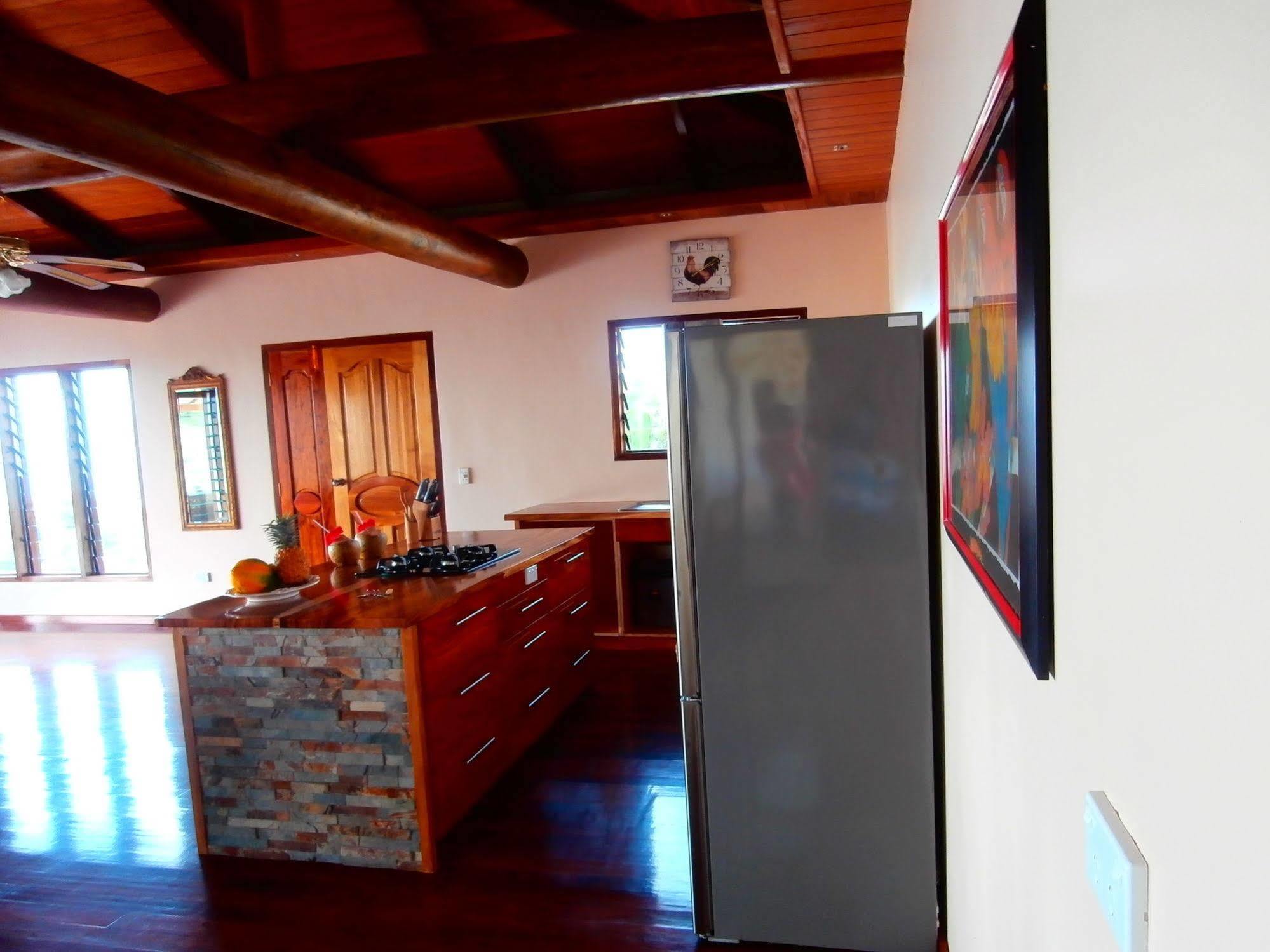 סאבוסאבו Korovesi Sunshine Villas מראה חיצוני תמונה